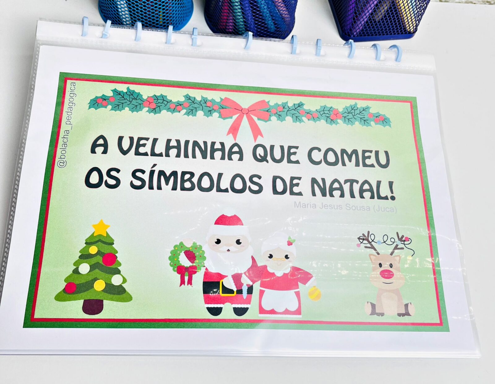 A velhinha que comeu os símbolos de Natal Livro Interativo